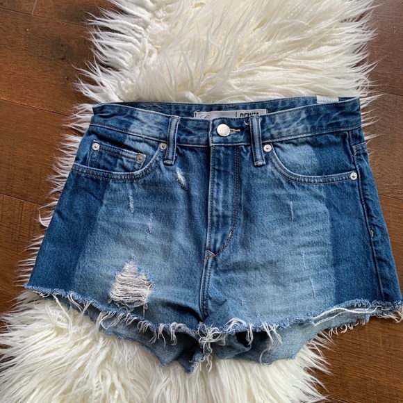 Lovers + Friends Pants - • lovers + friends • cutoff shorts Jack 26